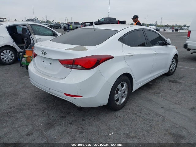Hyundai ELANTRA SE 2015 5NPDH4AEXFH615369 Image 4