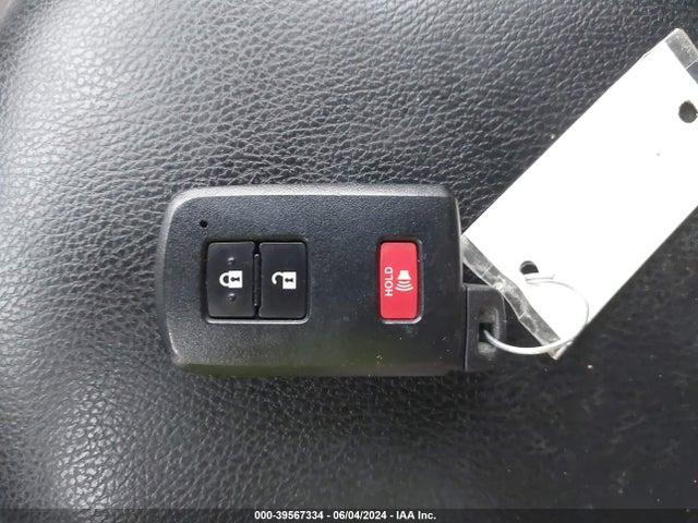 Toyota Rav4 Xle 2018 2T3WFREV3JW405901 Image 11
