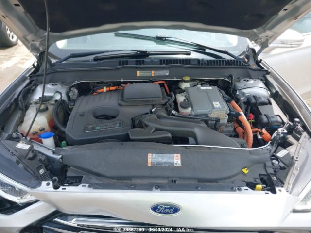 3FA6P0PU8HR105725 Ford Fusion Energi Se Luxury