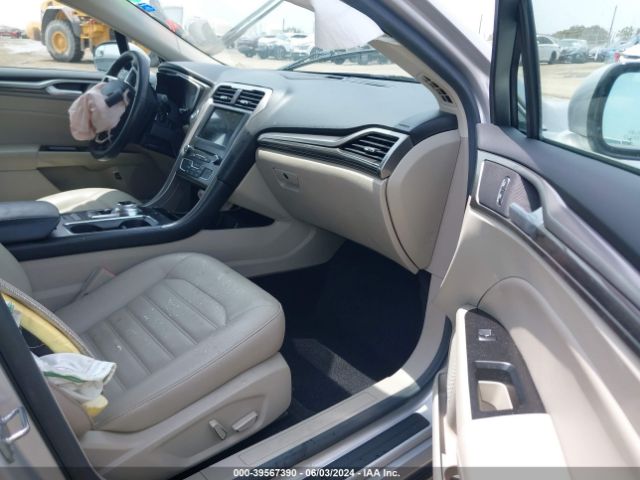 3FA6P0PU8HR105725 Ford Fusion Energi Se Luxury