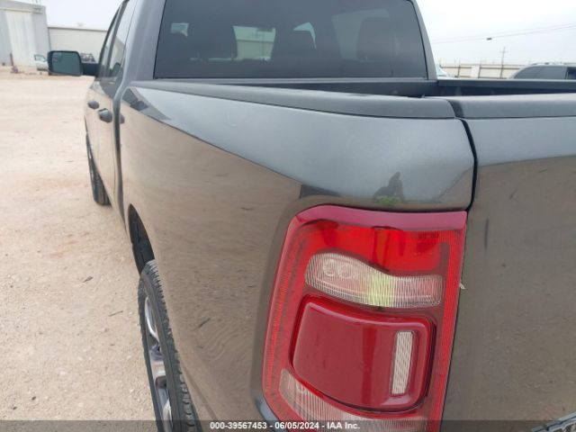 1C6RREJT8RN205415 RAM 1500 Laramie  4x2 5'7 Box