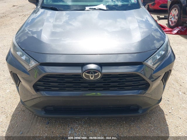 Toyota RAV4 LE 2019 JTMH1RFV5KJ003108 Image 13