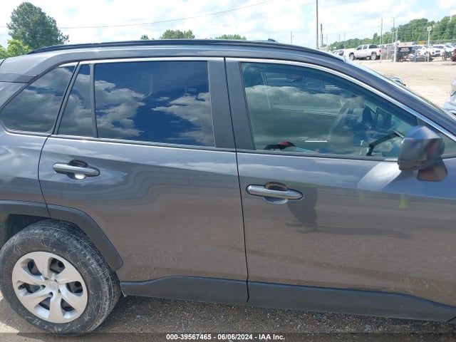 Toyota RAV4 LE 2019 JTMH1RFV5KJ003108 Image 14