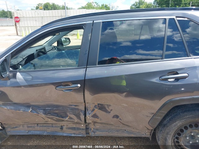 Toyota RAV4 LE 2019 JTMH1RFV5KJ003108 Image 15