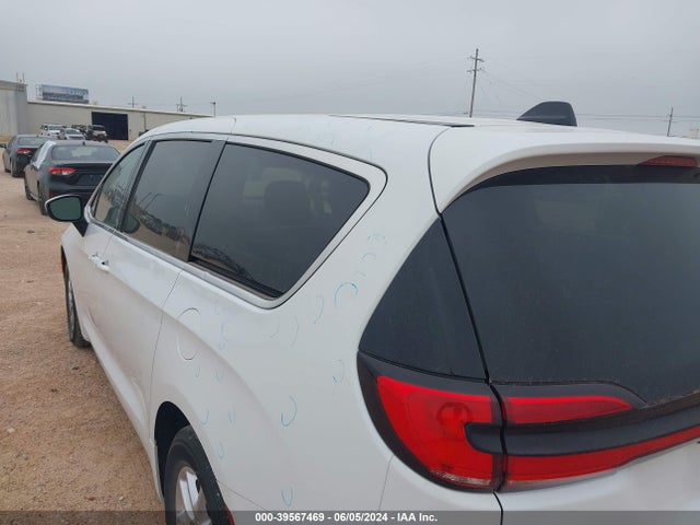 Chrysler Pacifica Touring L 2023 2C4RC1BG1PR610374 Image 19