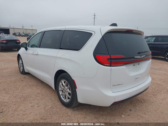 Chrysler Pacifica Touring L 2023 2C4RC1BG1PR610374 Image 3