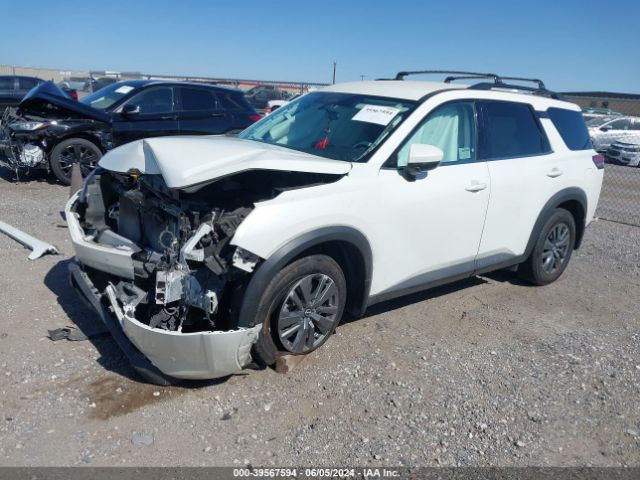 5N1DR3BA5NC238751 Nissan Pathfinder Sv 2wd