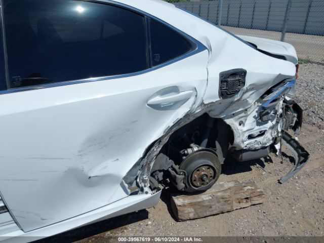 JTHBA1D20J5074013 Lexus IS 300