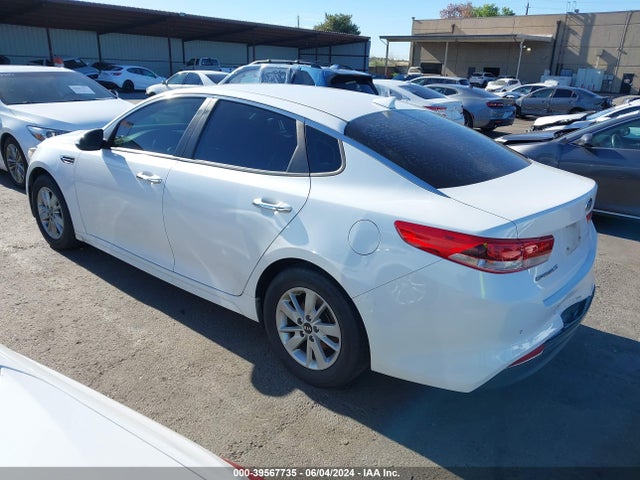 KIA Optima Lx 2018 5XXGT4L33JG177175 Image 3