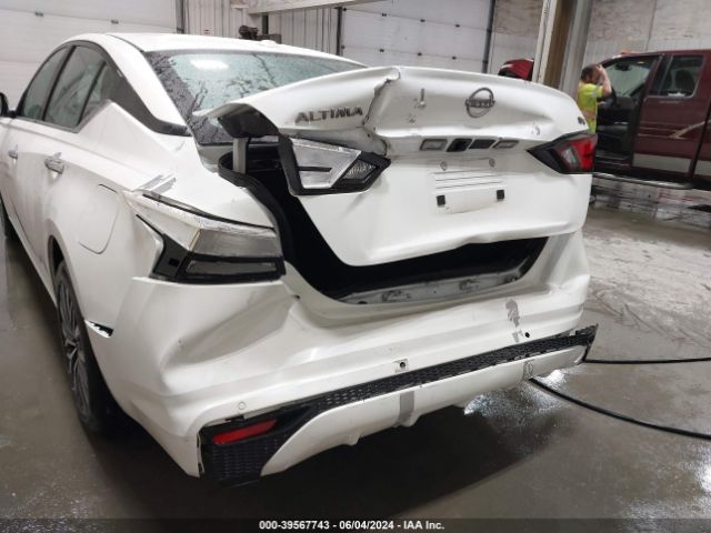 1N4BL4DV2RN370224 Nissan Altima Sv Fwd