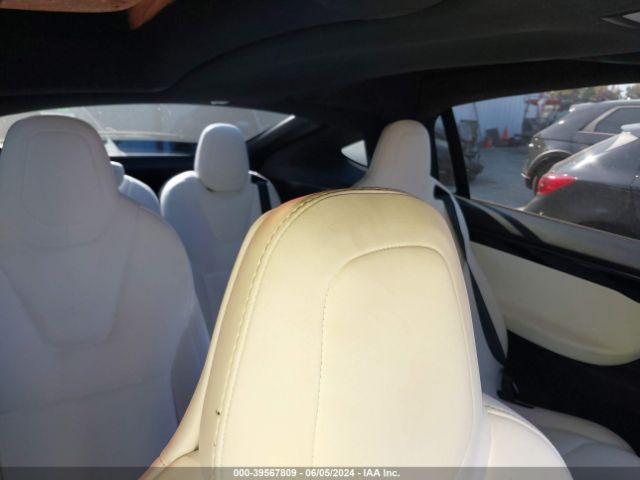 5YJXCBE27JF135684 Tesla Model X 100d/75d/p100d