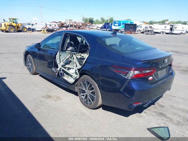 Toyota CAMRY SE 2021 4T1G11AK2MU554149 Image 3
