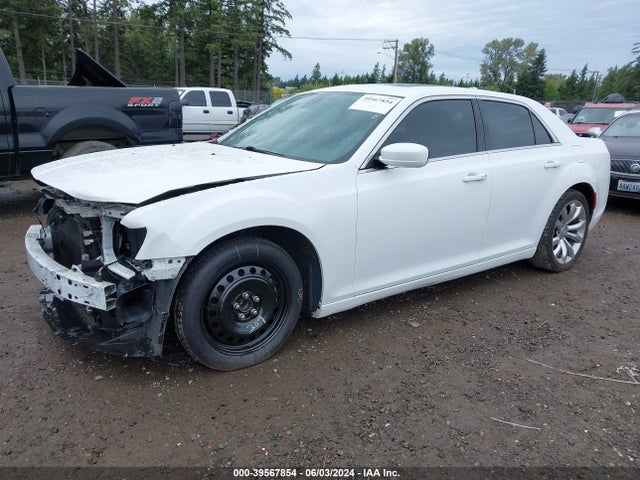 Chrysler 300 Anniversary Edition 2016 2C3CCAAG9GH343647 Image 2