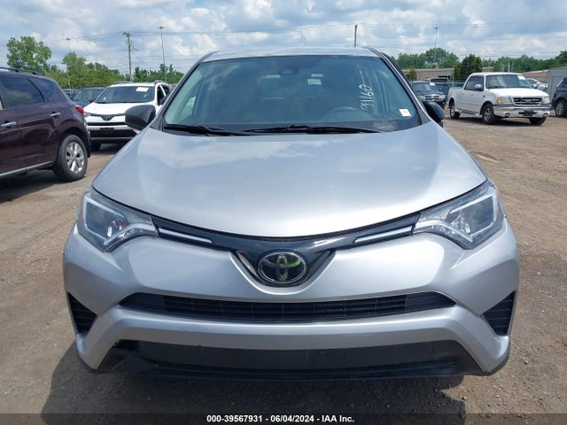 Toyota RAV4 LE 2018 2T3BFREV0JW791160 Image 12