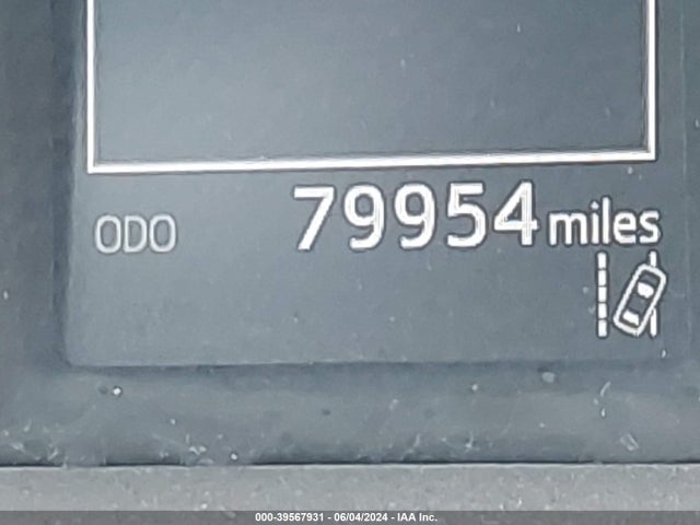Toyota RAV4 LE 2018 2T3BFREV0JW791160 Image 15