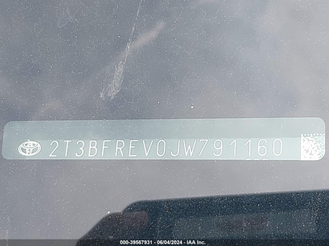 Toyota RAV4 LE 2018 2T3BFREV0JW791160 Image 9