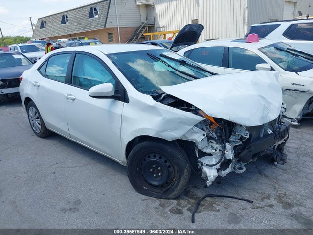 Toyota COROLLA LE 2019 2T1BURHE9KC137111 главное изображение