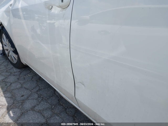 Toyota COROLLA LE 2019 2T1BURHE9KC137111 Image 18