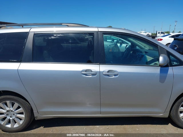 Toyota Sienna Xle 7 Passenger 2014 5TDDK3DC8ES077009 Image 13
