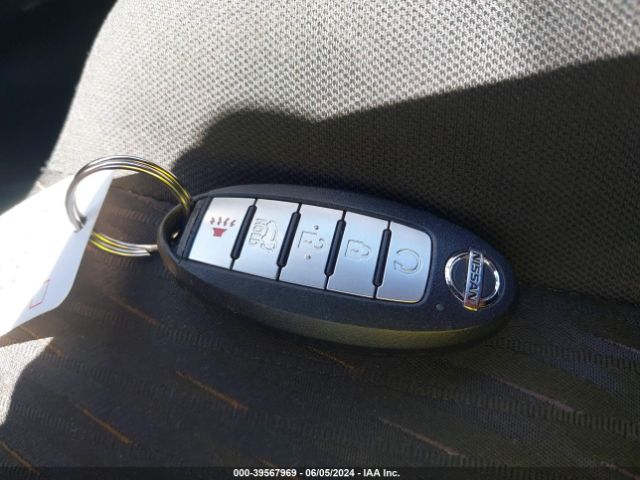 KNMAT2MV0LP501821 Nissan Rogue Sv Intelligent Awd