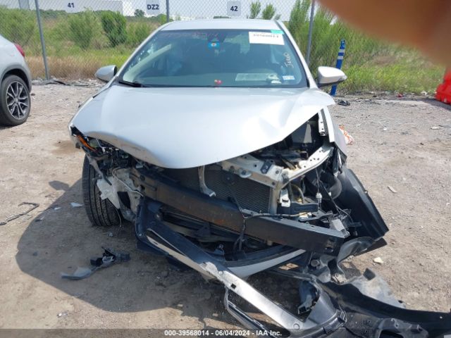 2017 TOYOTA COROLLA 2T1BURHE9HC870090 Photo 5