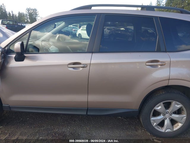 Subaru Forester 2.5i Premium 2014 JF2SJAEC0EH421273 Image 15