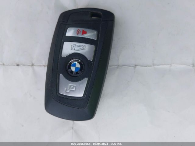WBA8E1G58JNU90281 BMW 320i