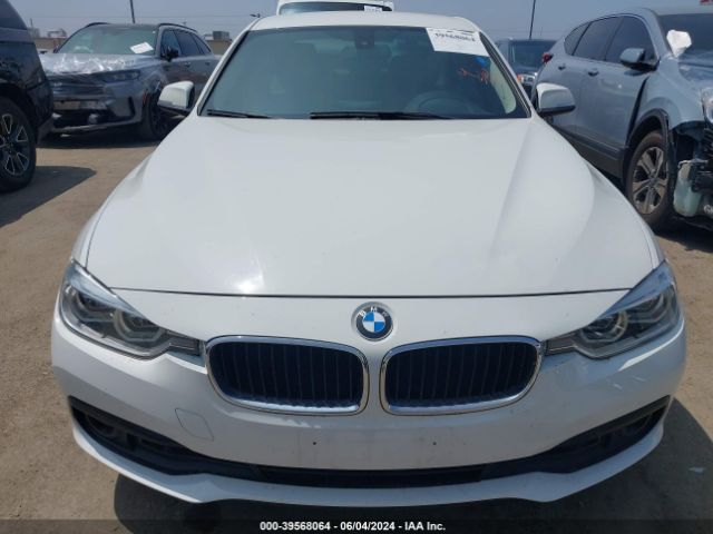WBA8E1G58JNU90281 BMW 320i