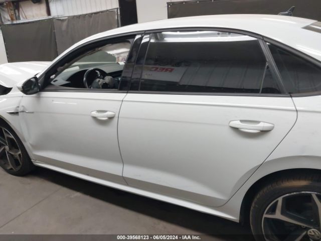 1VWMA7A32LC015440 Volkswagen Passat 2.0t R-line
