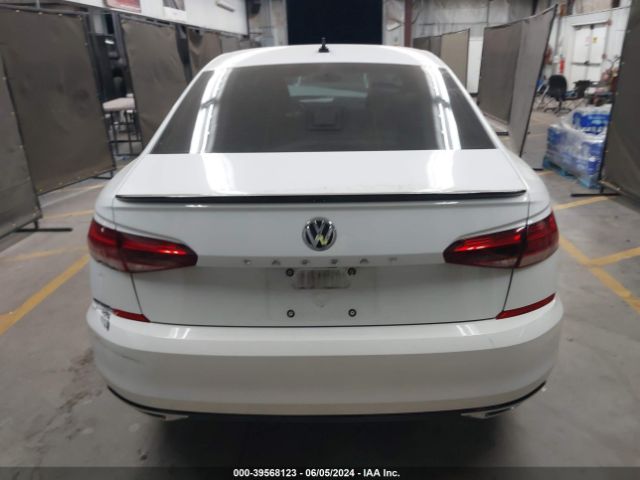 1VWMA7A32LC015440 Volkswagen Passat 2.0t R-line