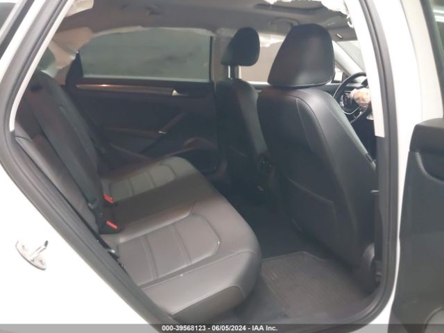 1VWMA7A32LC015440 Volkswagen Passat 2.0t R-line