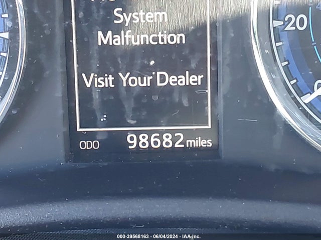 Toyota COROLLA SE 2018 2T1BURHEXJC072204 Image 16