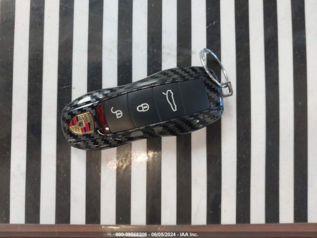 WP0AB2A72GL050414 Porsche Panamera 4s