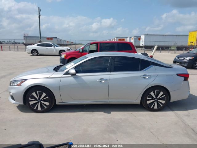 1N4BL4DV5NN393796 Nissan Altima Sv Fwd