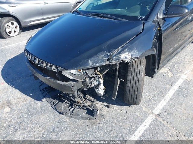 Hyundai ELANTRA SE 2017 5NPD74LF0HH164710 Image 6