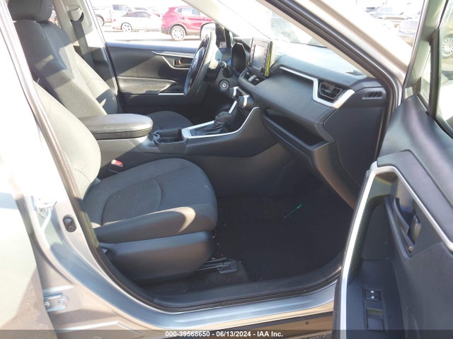 Toyota RAV4 LE 2019 2T3H1RFV7KC029678 Image 5