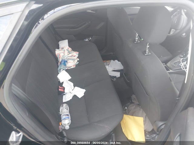 Ford FOCUS SE 2016 1FADP3F22GL213828 Image 8