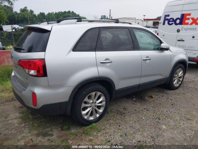 5XYKUDA79EG481576 KIA Sorento Ex V6