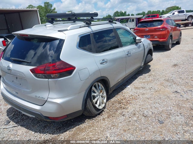 Nissan ROGUE SV 2018 5N1AT2MV2JC710171 Image 4