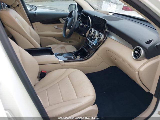 W1N0G8DB1MV297416 Mercedes-Benz Glc 300 Suv