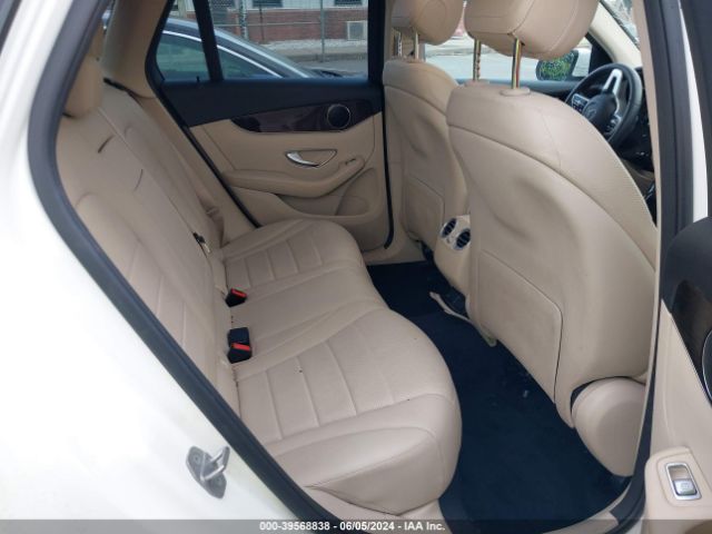 W1N0G8DB1MV297416 Mercedes-Benz Glc 300 Suv