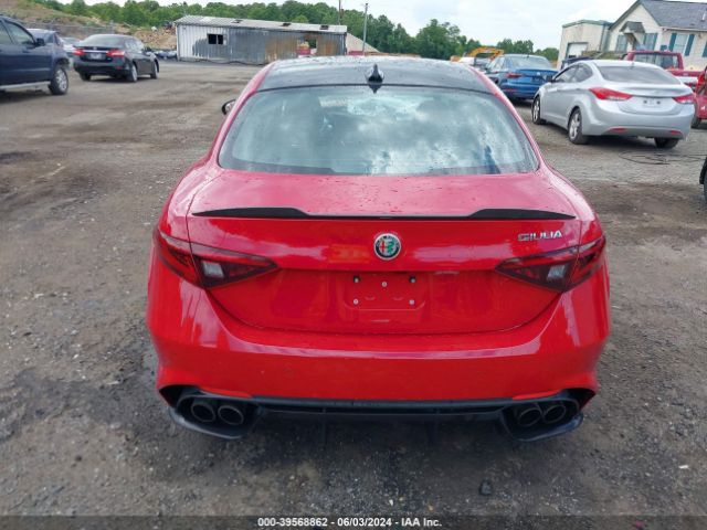 ZARFAMEV1P7670473 Alfa Romeo Giulia Quadrifoglio Rwd