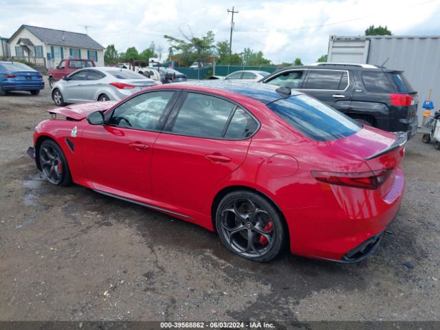 ZARFAMEV1P7670473 Alfa Romeo Giulia Quadrifoglio Rwd