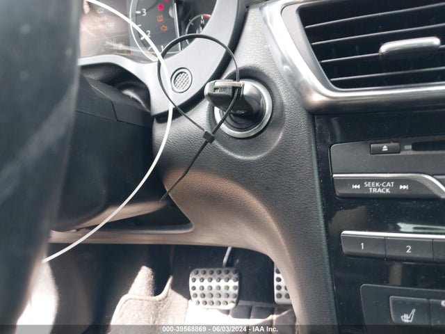 SJKCH5CPXHA021209 Infiniti Qx30 Sport