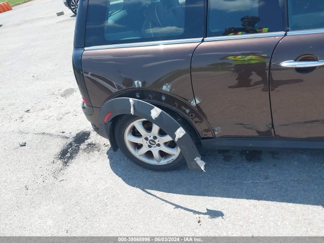 2009 MINI COOPER S CLUBMAN WMWMM33599TP92205 Photo 5