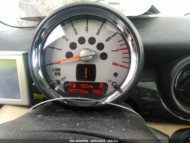 2009 MINI COOPER S CLUBMAN WMWMM33599TP92205 Photo 6