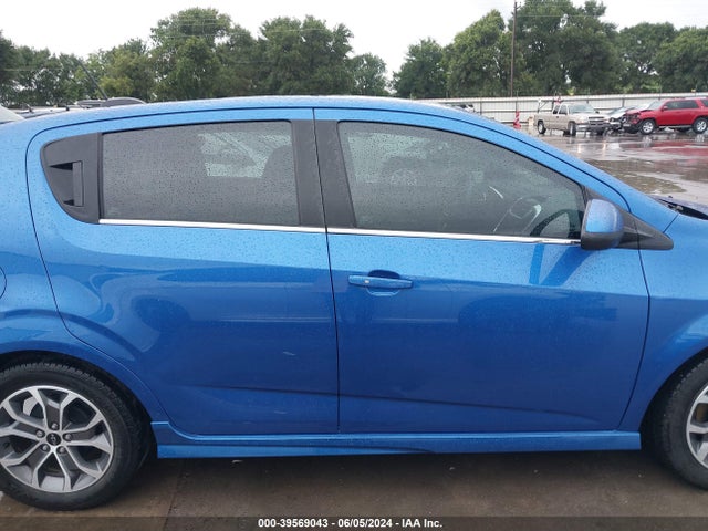Chevrolet Sonic Lt Auto 2019 1G1JD6SB1K4124017 Image 13