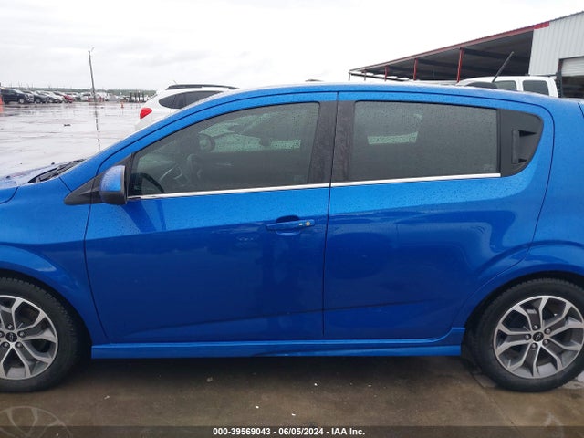 Chevrolet Sonic Lt Auto 2019 1G1JD6SB1K4124017 Image 14