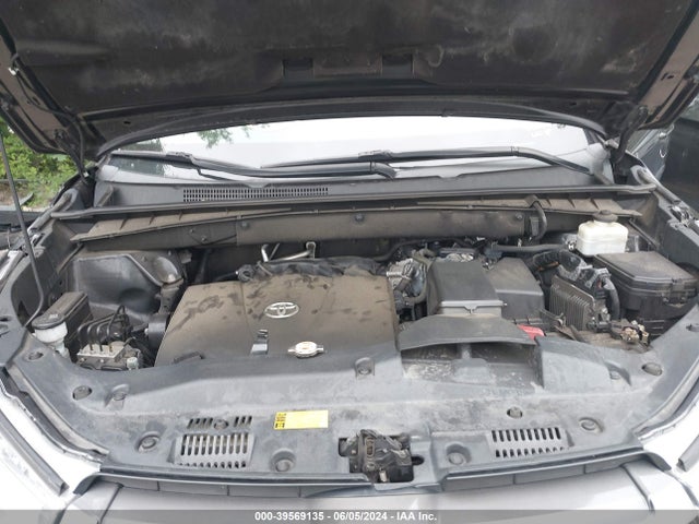 Toyota Highlander Xle 2018 5TDJZRFH1JS554156 Image 10
