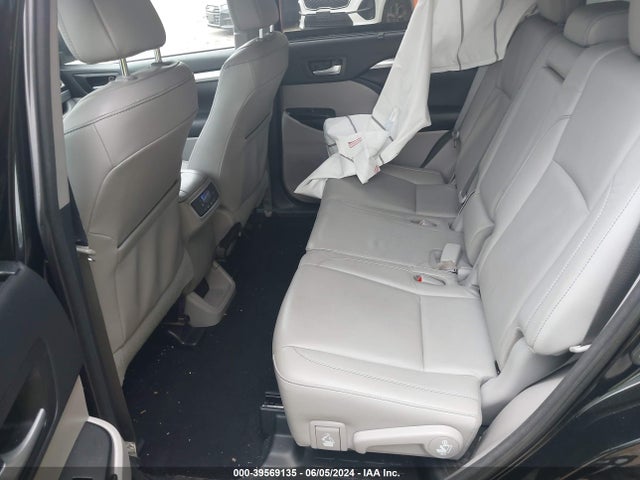 Toyota Highlander Xle 2018 5TDJZRFH1JS554156 Image 8